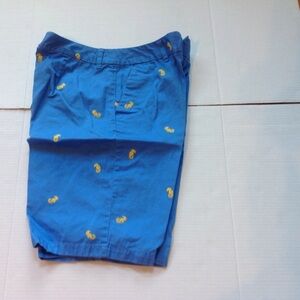 Bamboo Traders Blue Yellow Seahorse Shorts Khaki